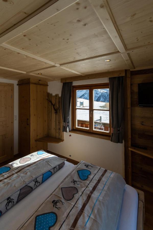 Almgasthaus Glocknerblick Гроскирххайм Экстерьер фото
